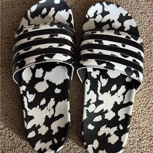 Adidas Adilette Comfort Black / White Womens Slides size 8